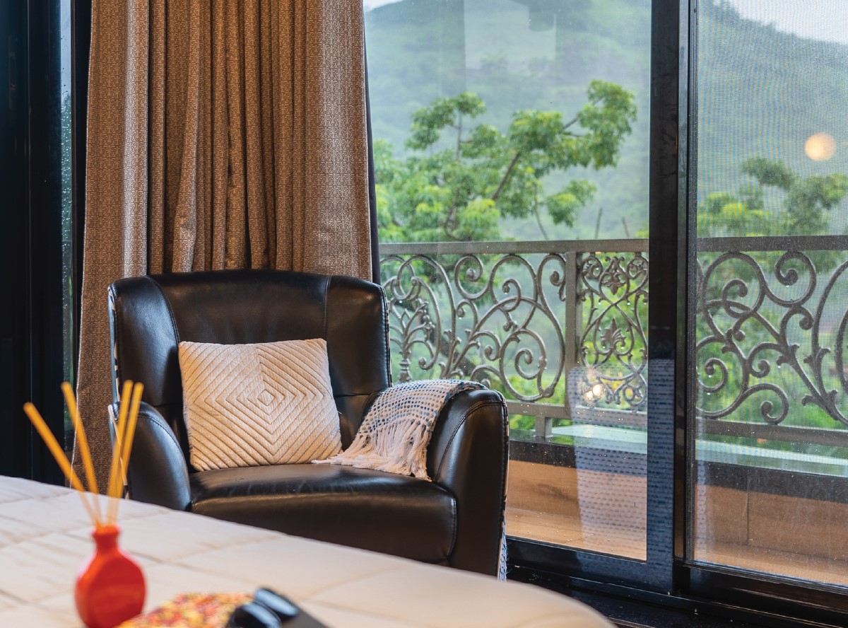 Elite By Aashiyaanaa