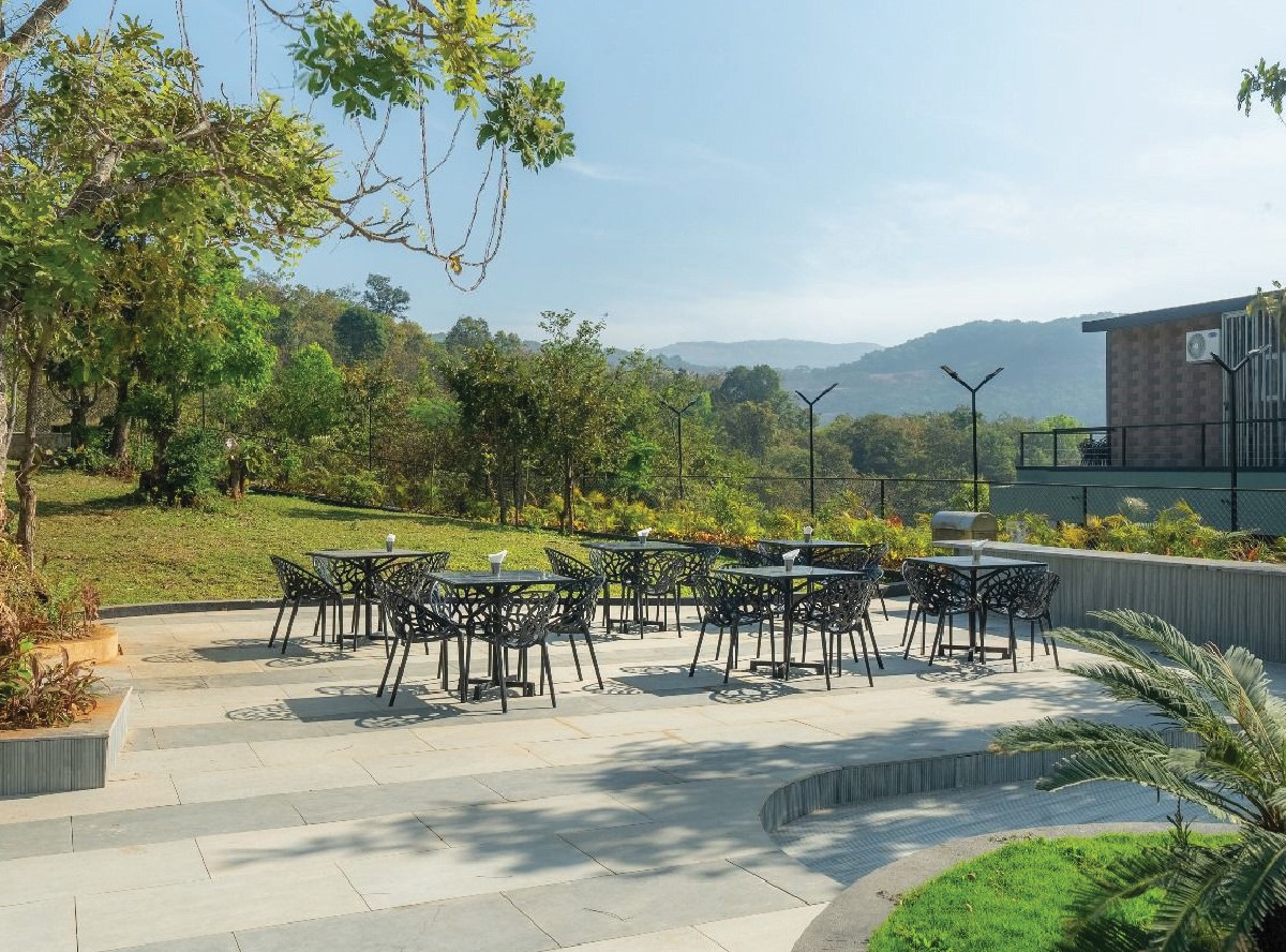 Lake Nirvana by Aashiyaanaa